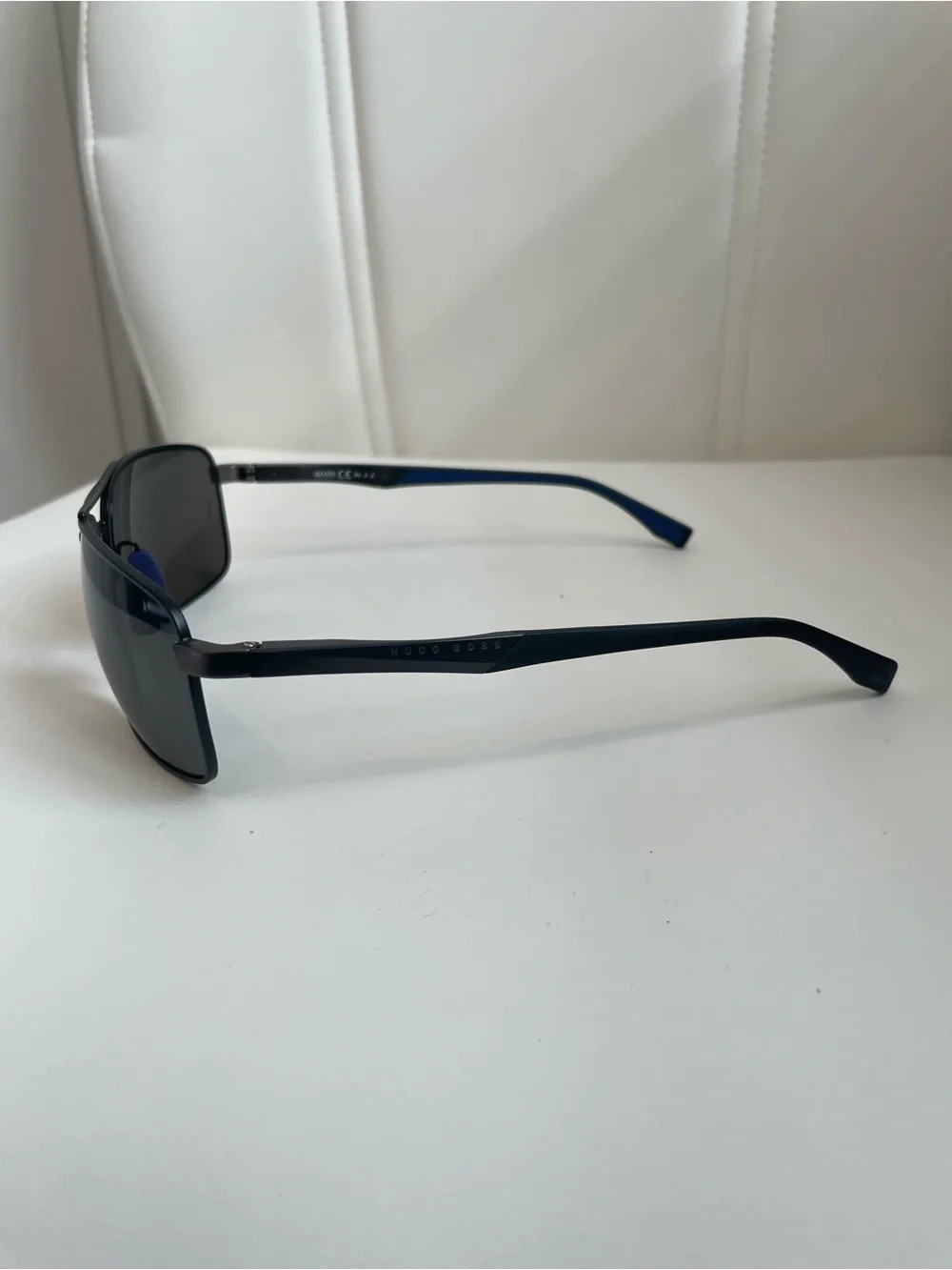 Boss Black Men's Aviator-Style Sunglasses 100% authentic